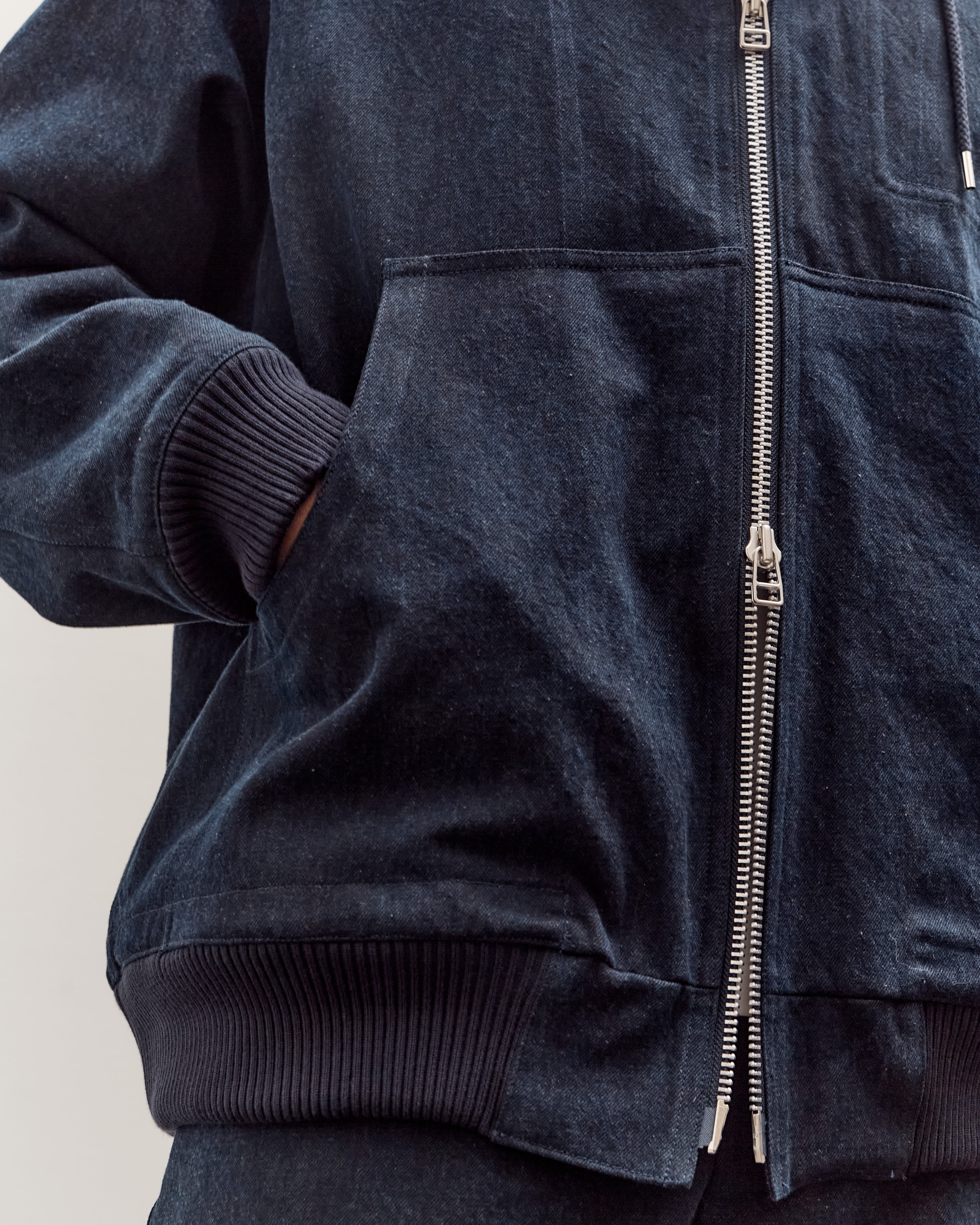 MAN-TLE R20J3 Jebok Parka, Blue Sumi – Glasswing