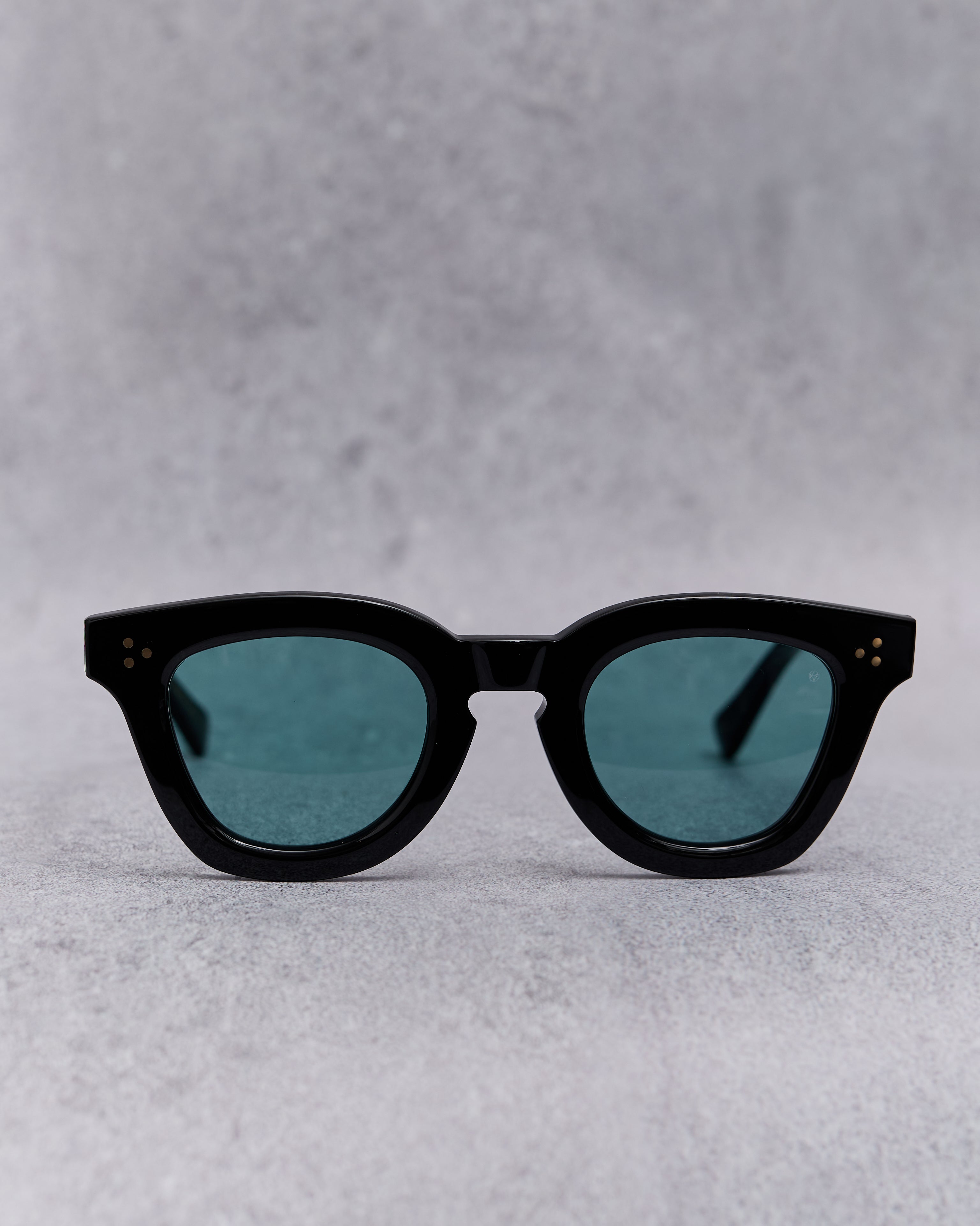 Ayame Toro Sunglasses, Black – Glasswing