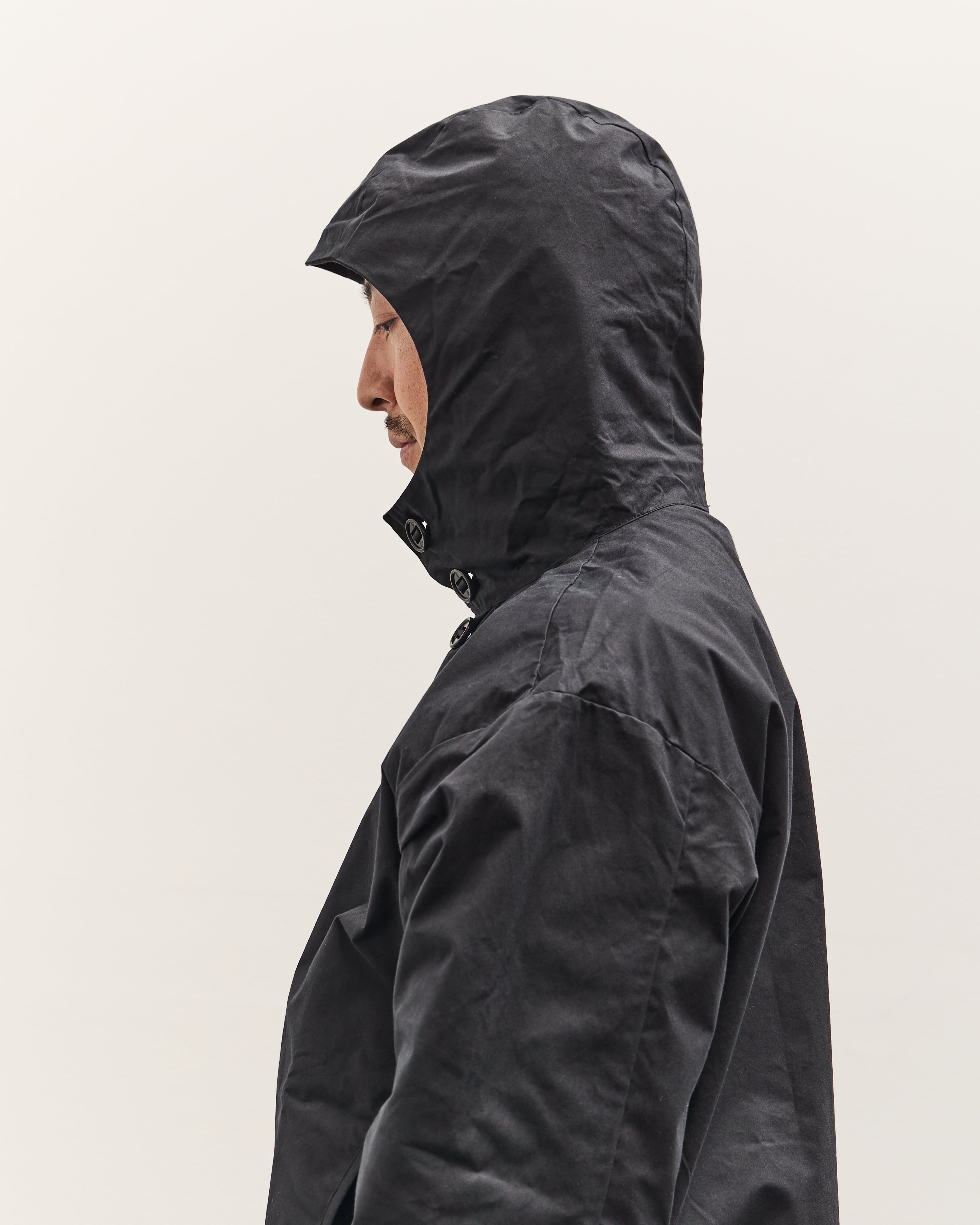 MAN-TLE R0Y3 Gill Jacket, Black Master Shield – Glasswing