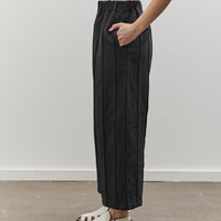 MAN-TLE W-R18P3 Tuck Pant, Black Bamboo
