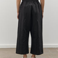 MAN-TLE W-R18P3 Tuck Pant, Black Bamboo