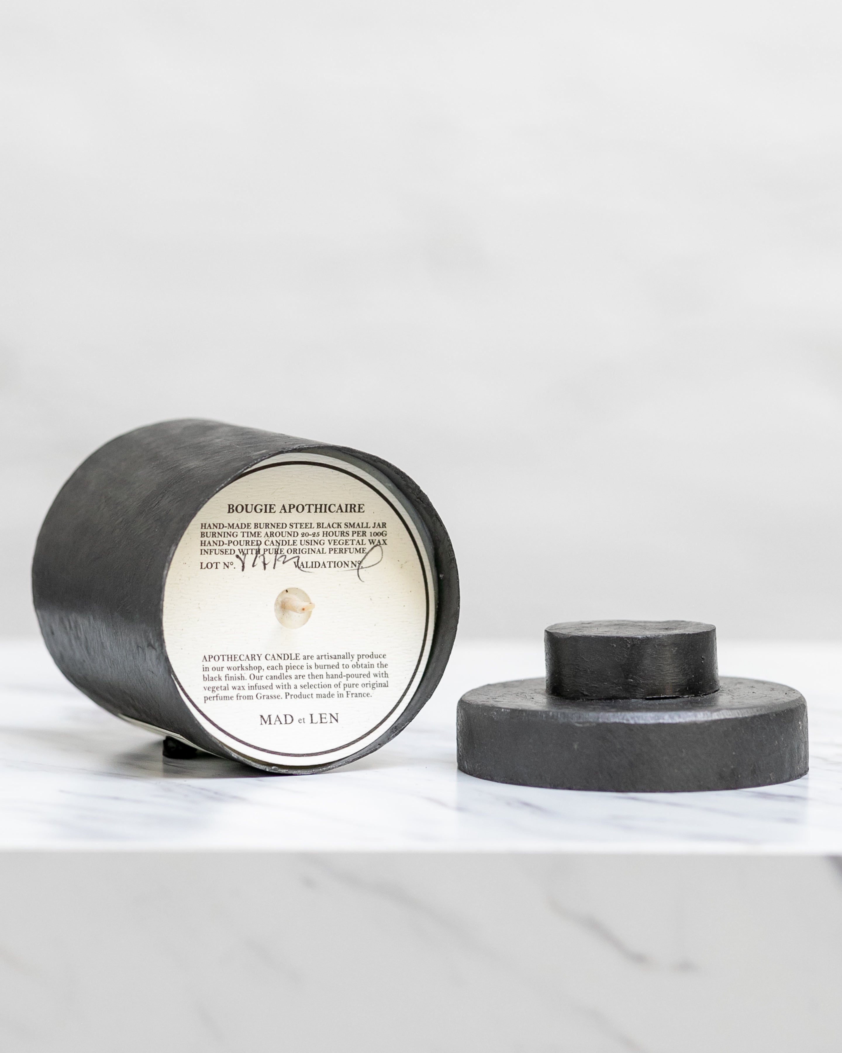 Mad et Len Scented Candle, 300g – Glasswing