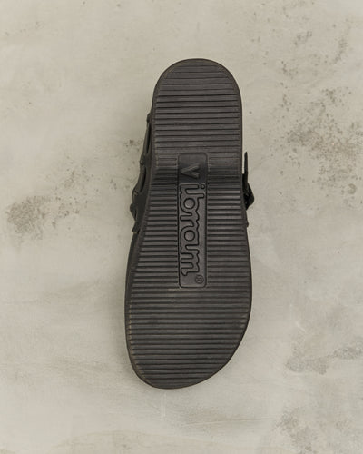 MAN-TLE Aurora Low, Black