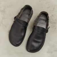 MAN-TLE Aurora Low, Black