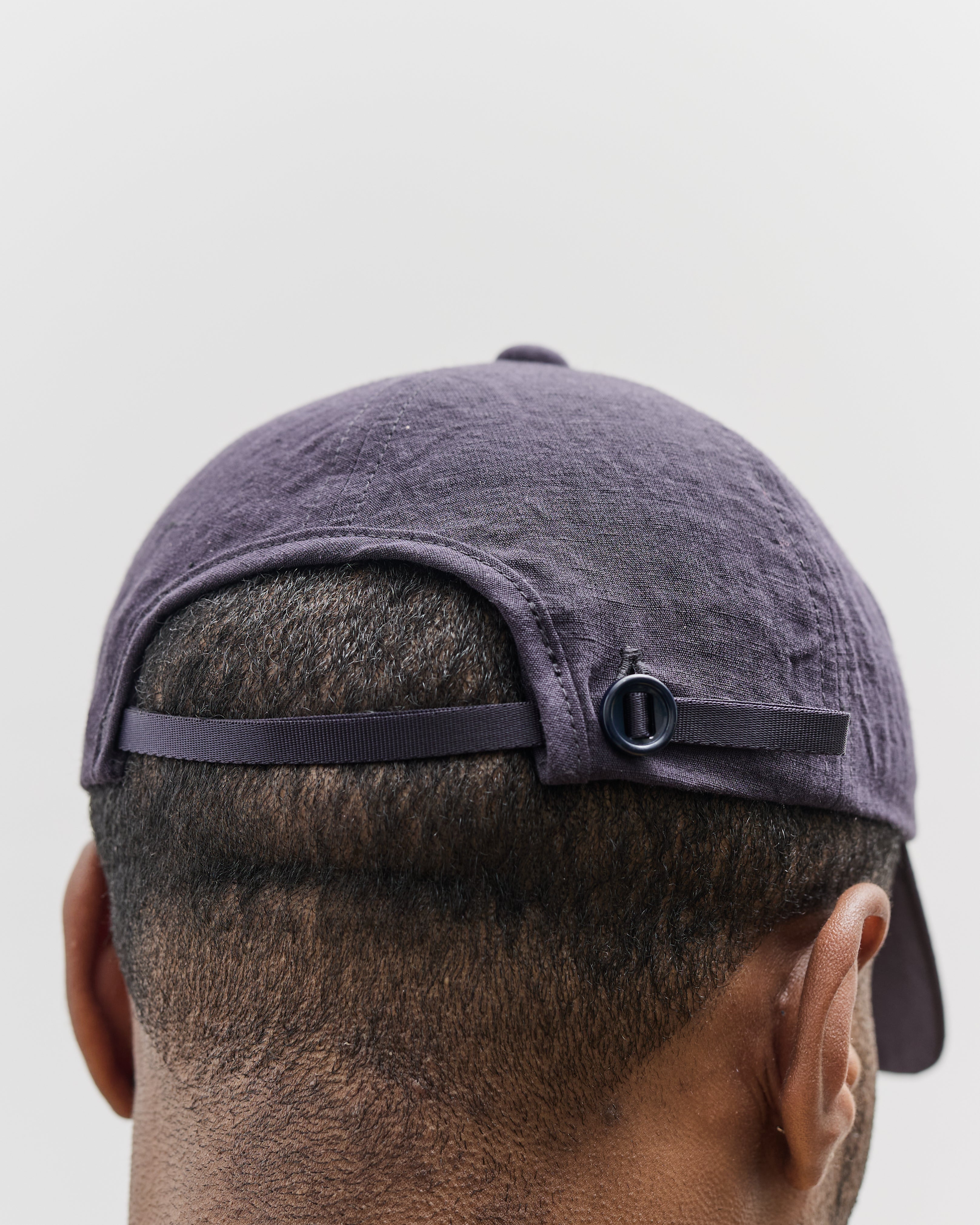 MAN-TLE R18C1 Shallow Cap, Rock Linen – Glasswing