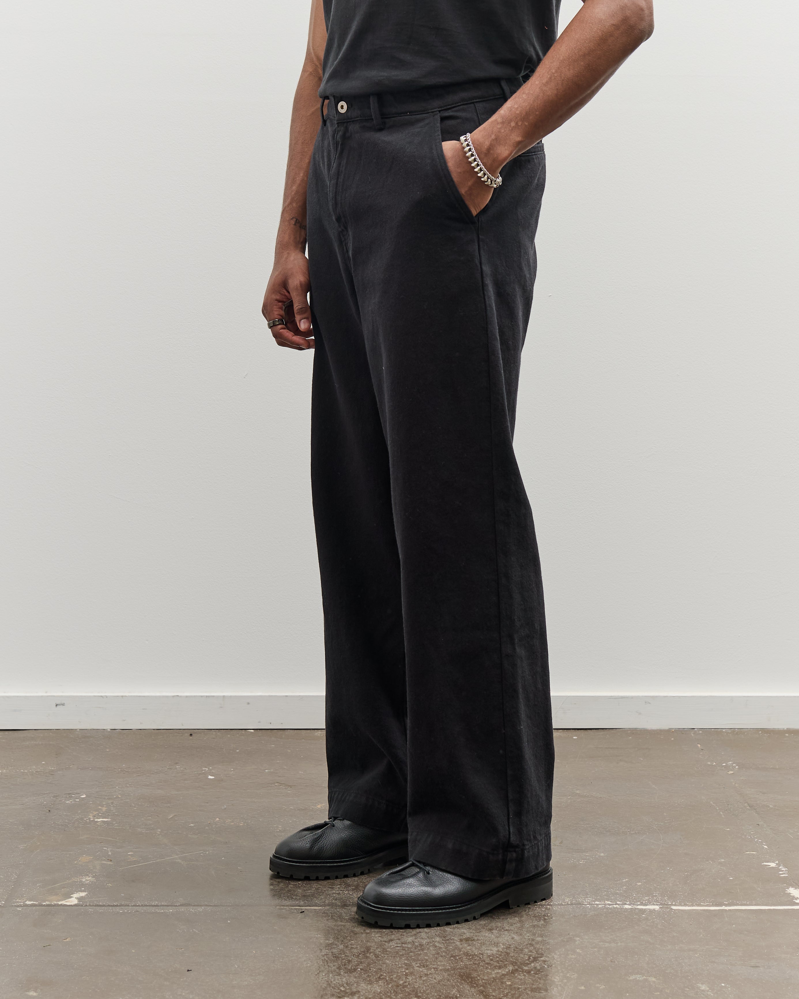 Merz b. Schwanen Unisex High Rise Chino, Black – Glasswing Merz b. Schwanen Unisex High Rise Chino, Black – Glasswing
