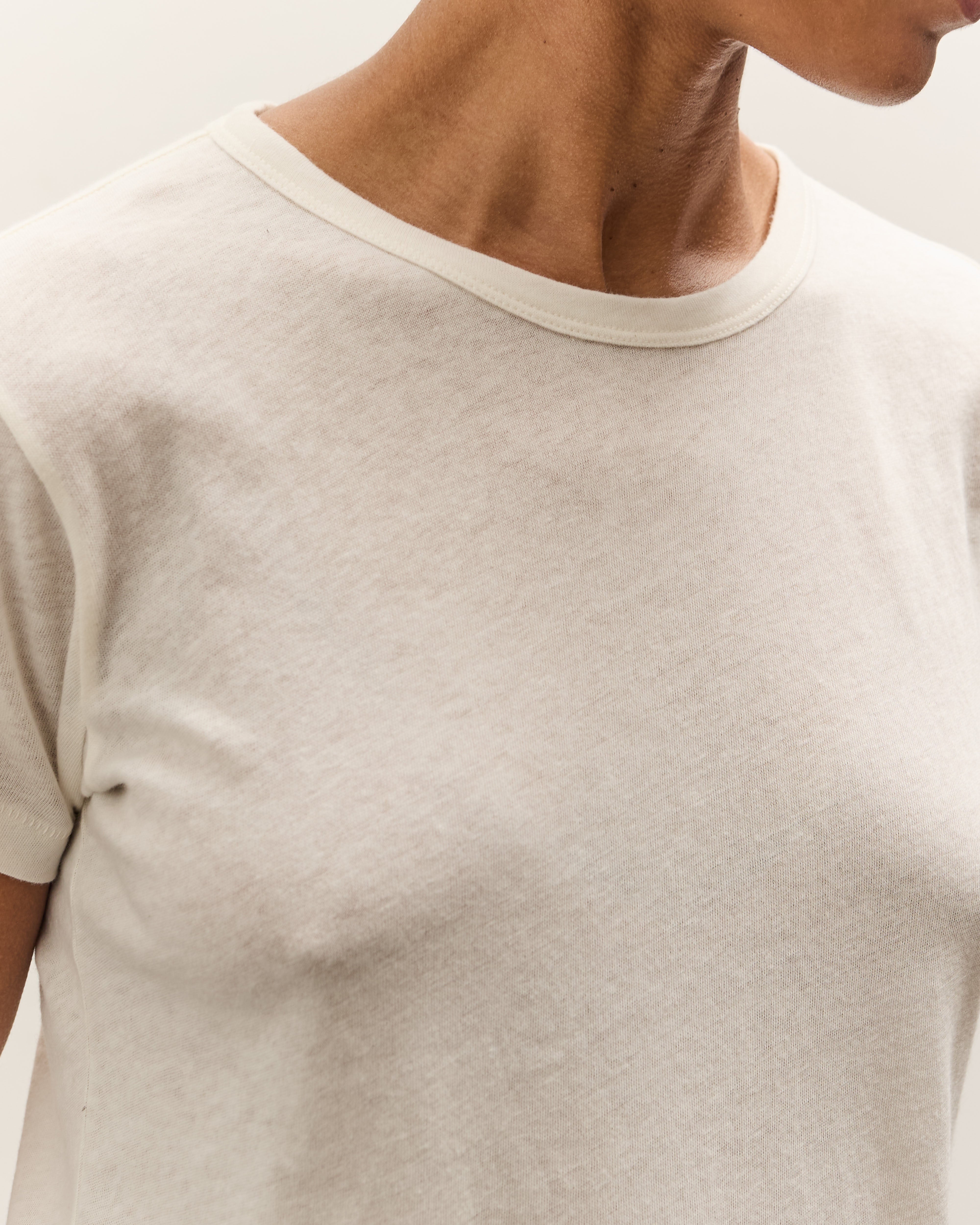 Cotton-Cashmere T-Shirt, Nature – Glasswing