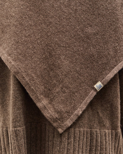 Merz b. Schwanen Triangle Scarf, Grain