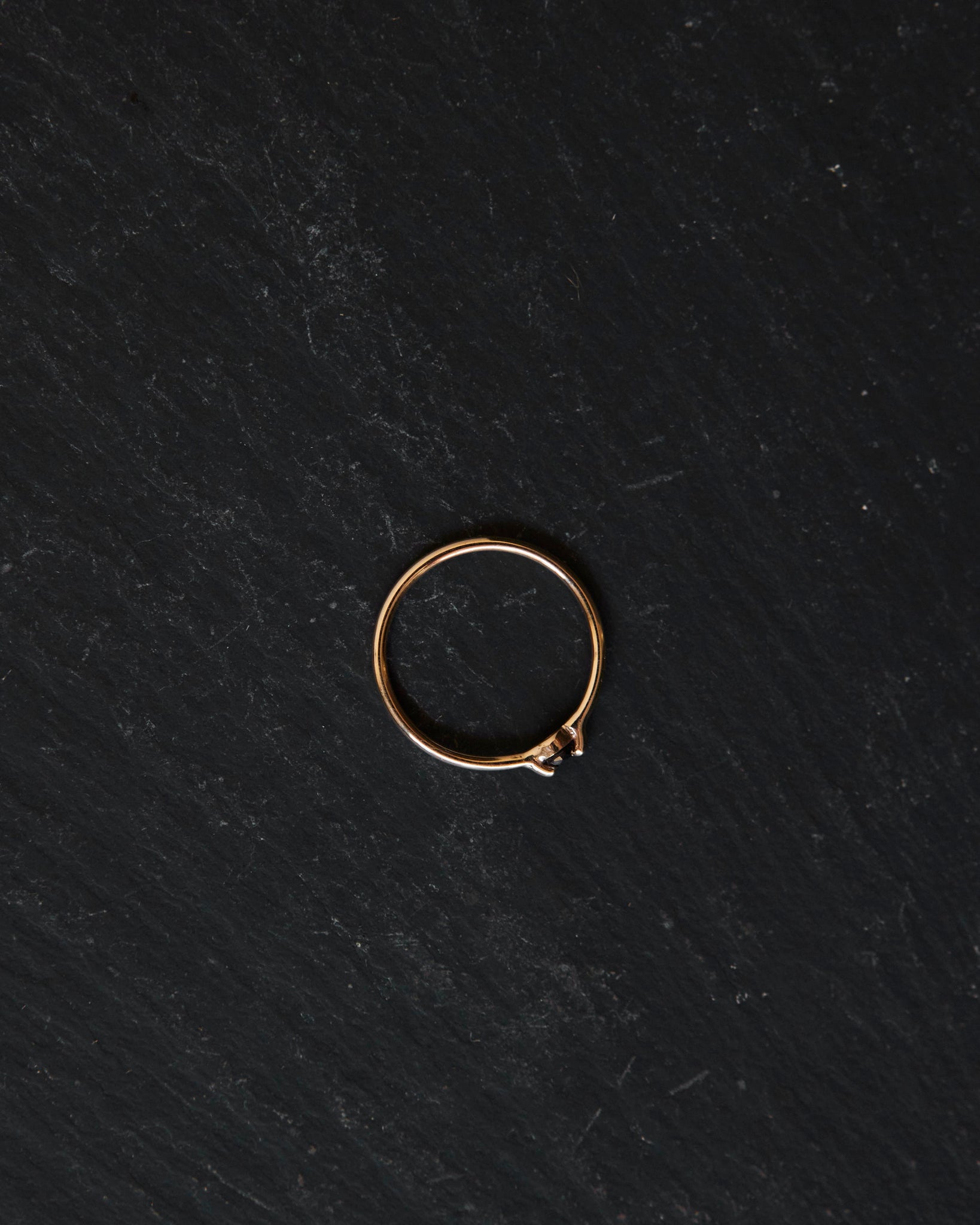 Mirta Single Black Diamond Ring