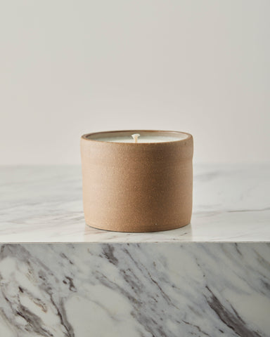 Na Nin - Essential Oil Soy Candle - Terra Cotta Ceramic