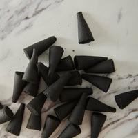 Na Nin Black Pepper & Cedarwood Incense Cones