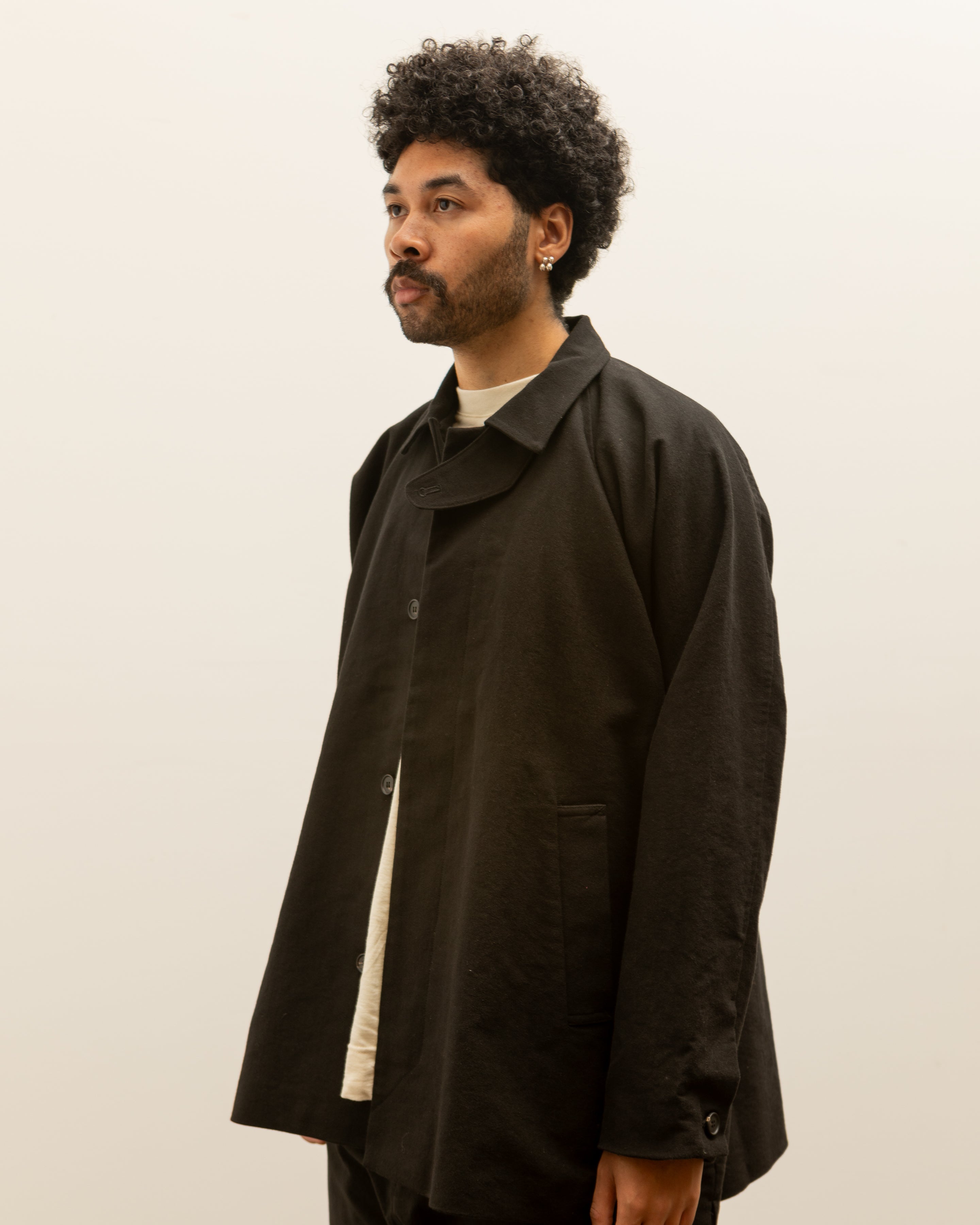 O-Project Short Mac Coat, Black – Glasswing