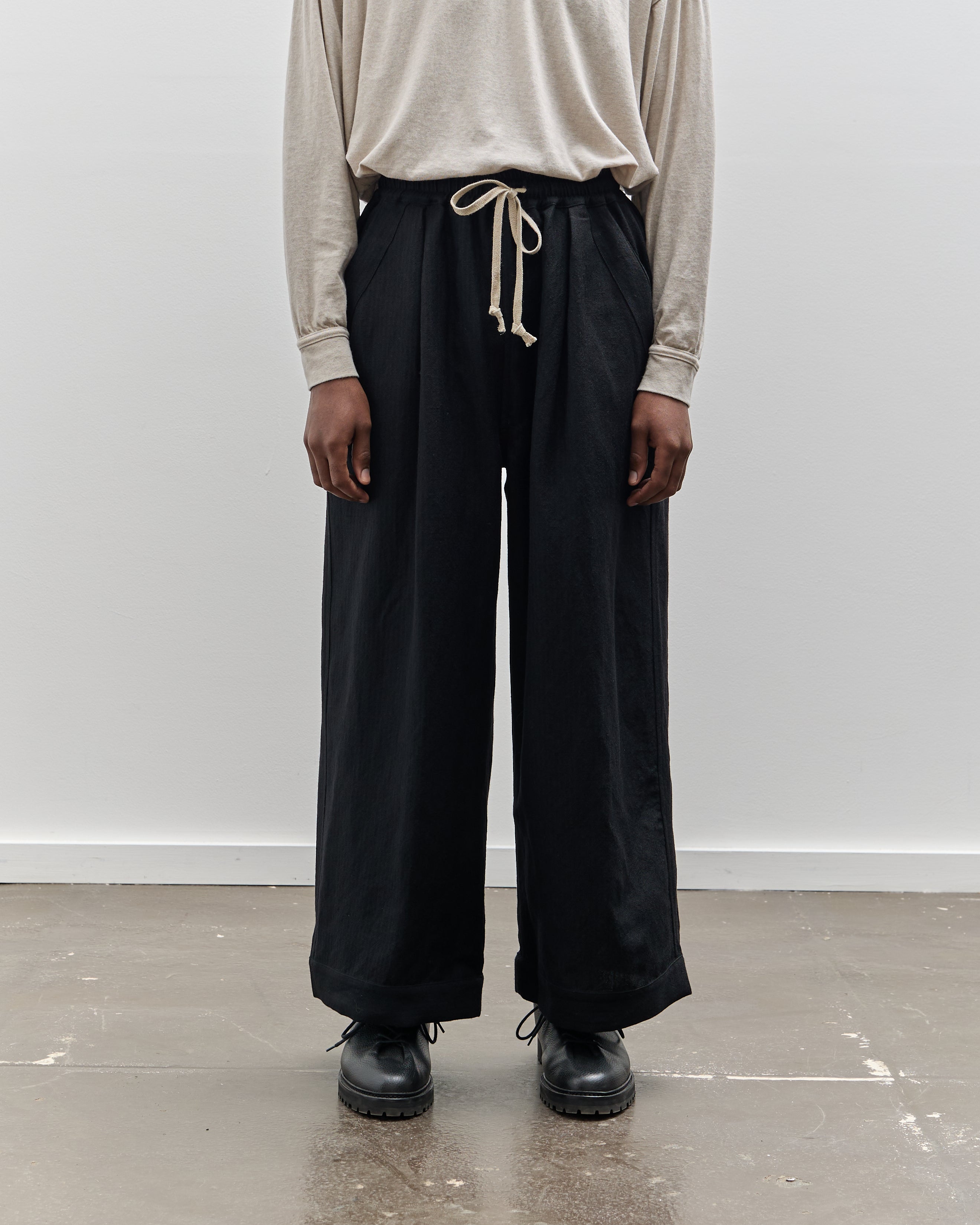 O by Jan-Jan Van Essche Easy Trousers, Anthracite – Glasswing