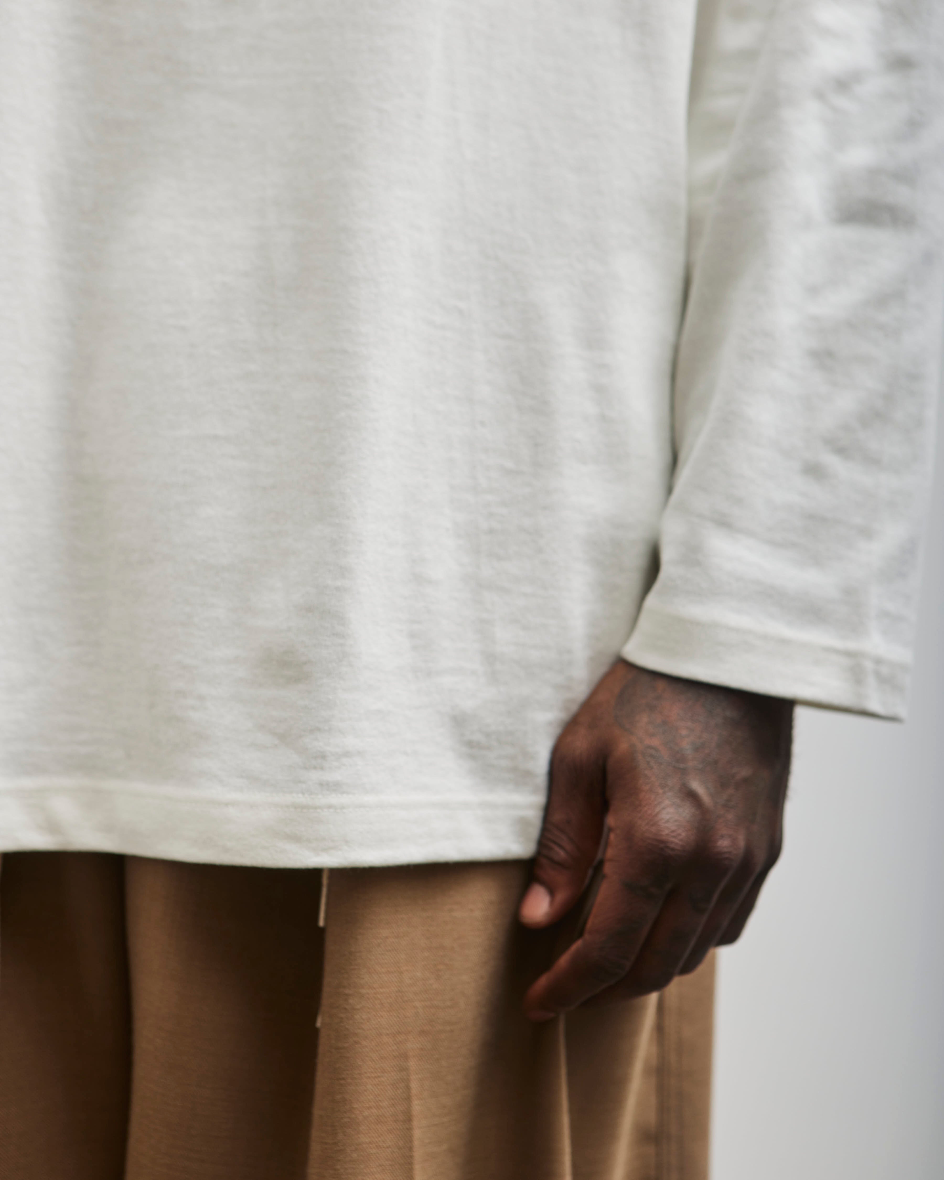 Sillage LS Tee Longer Length, Natural – Glasswing