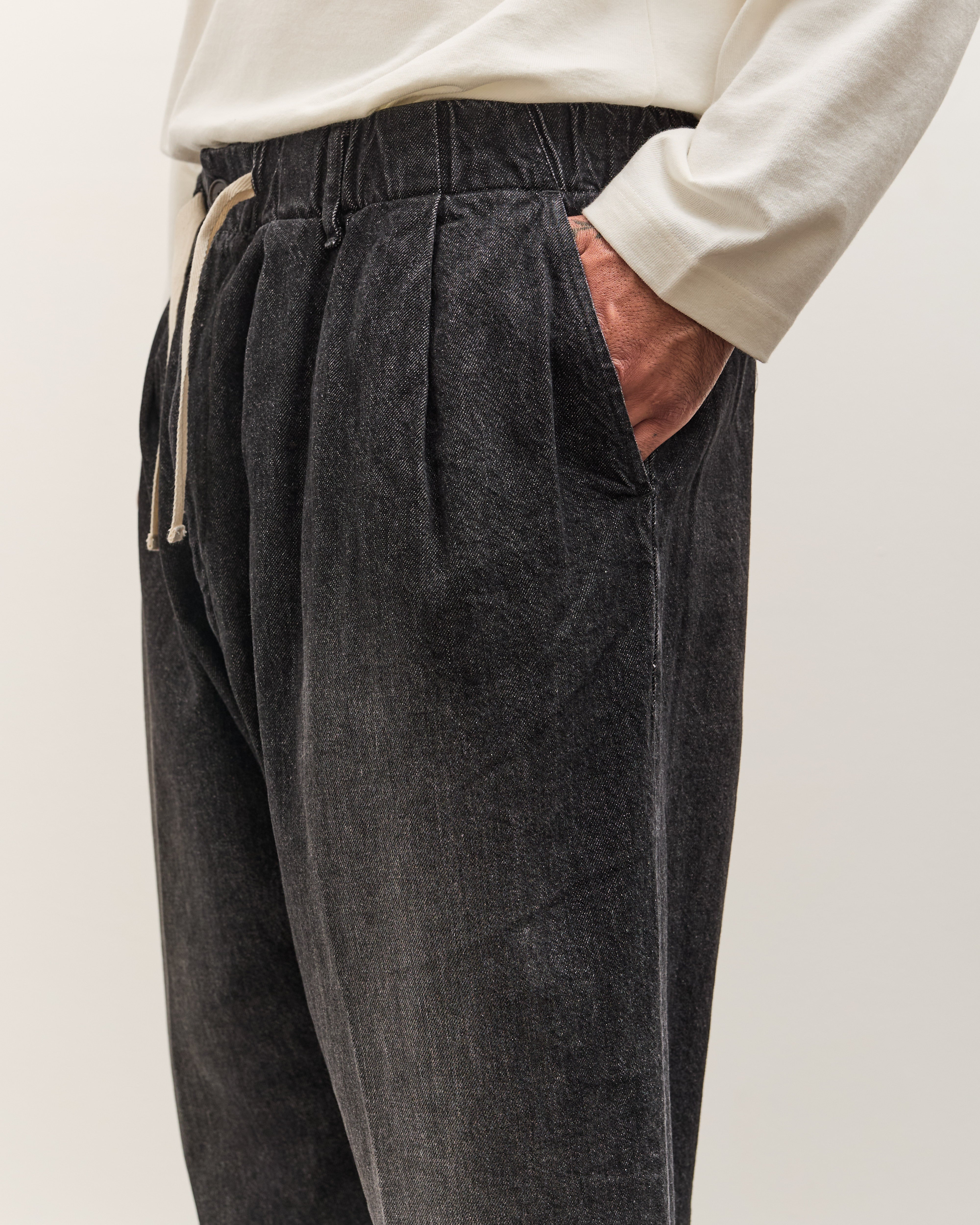 【期間限定価格】sillage baggy trousers black Sillage French Terry Baggy Trousers, Black – Glasswing