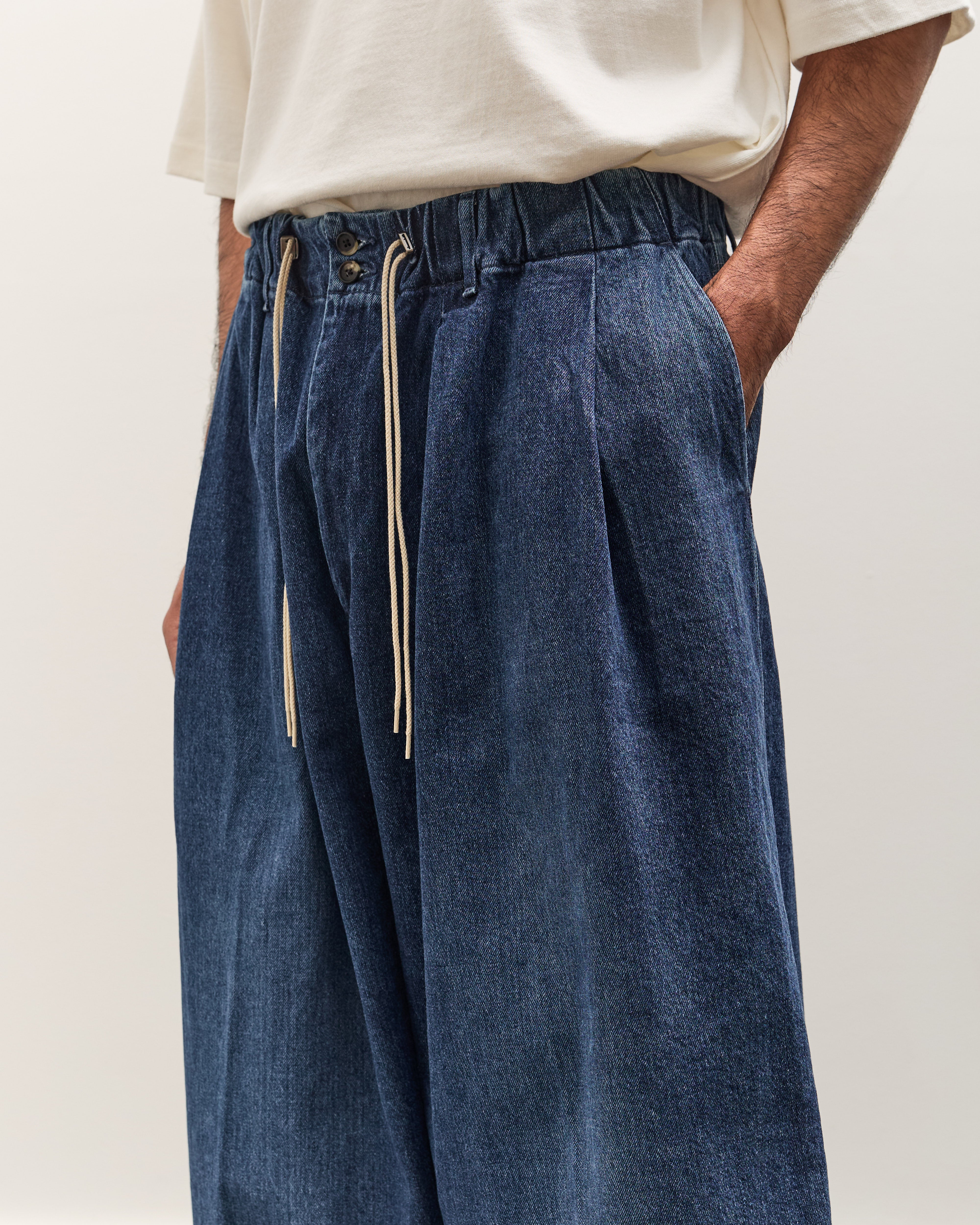 Sillage Circular Pants, Denim Damaged – Glasswing