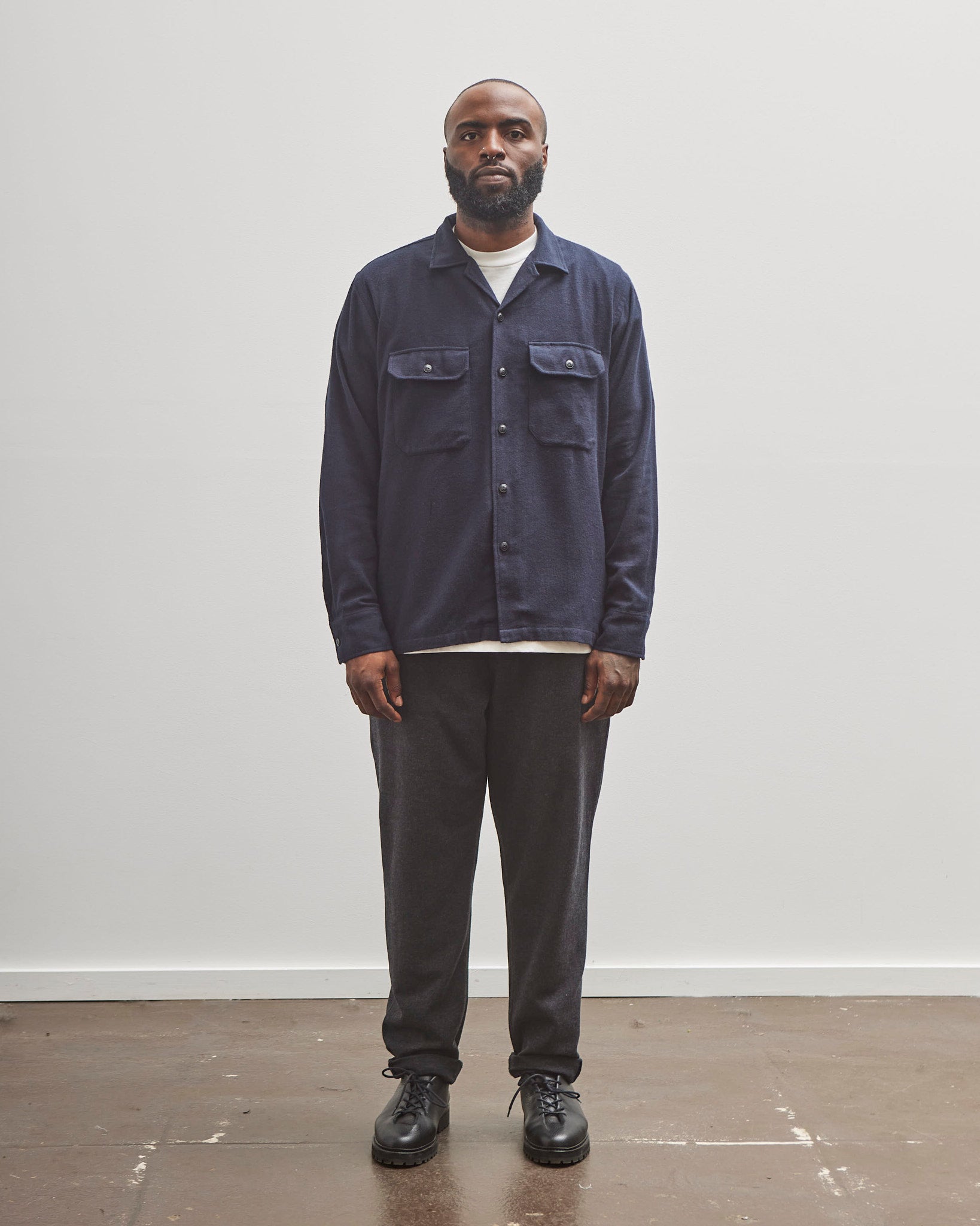 Universal Works Utility Shirt, Navy – Glasswing