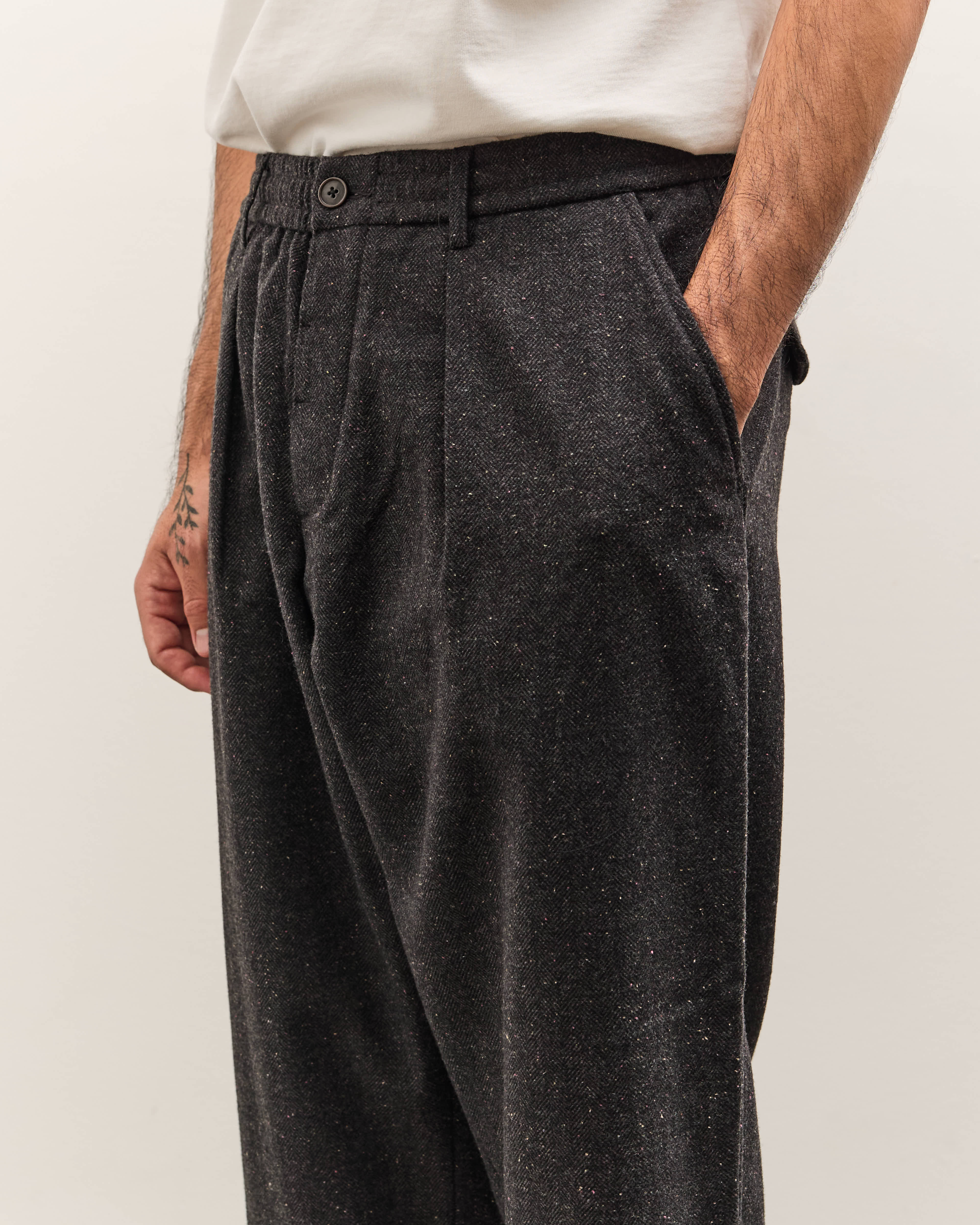 Universal Works Oxford Pant, Black Salt & Pepper – Glasswing