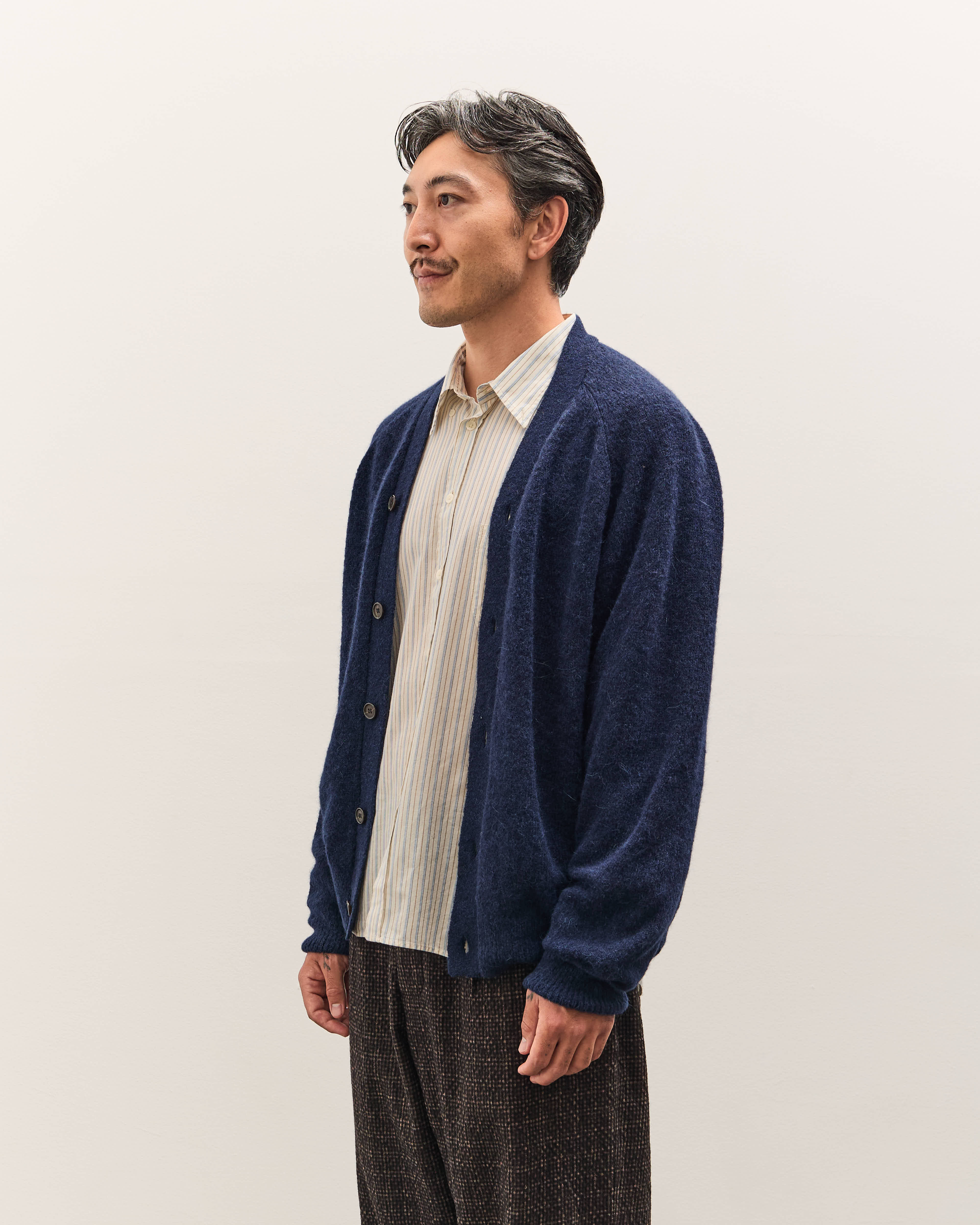 Universal Works David Cardigan, Navy Alpaca – Glasswing