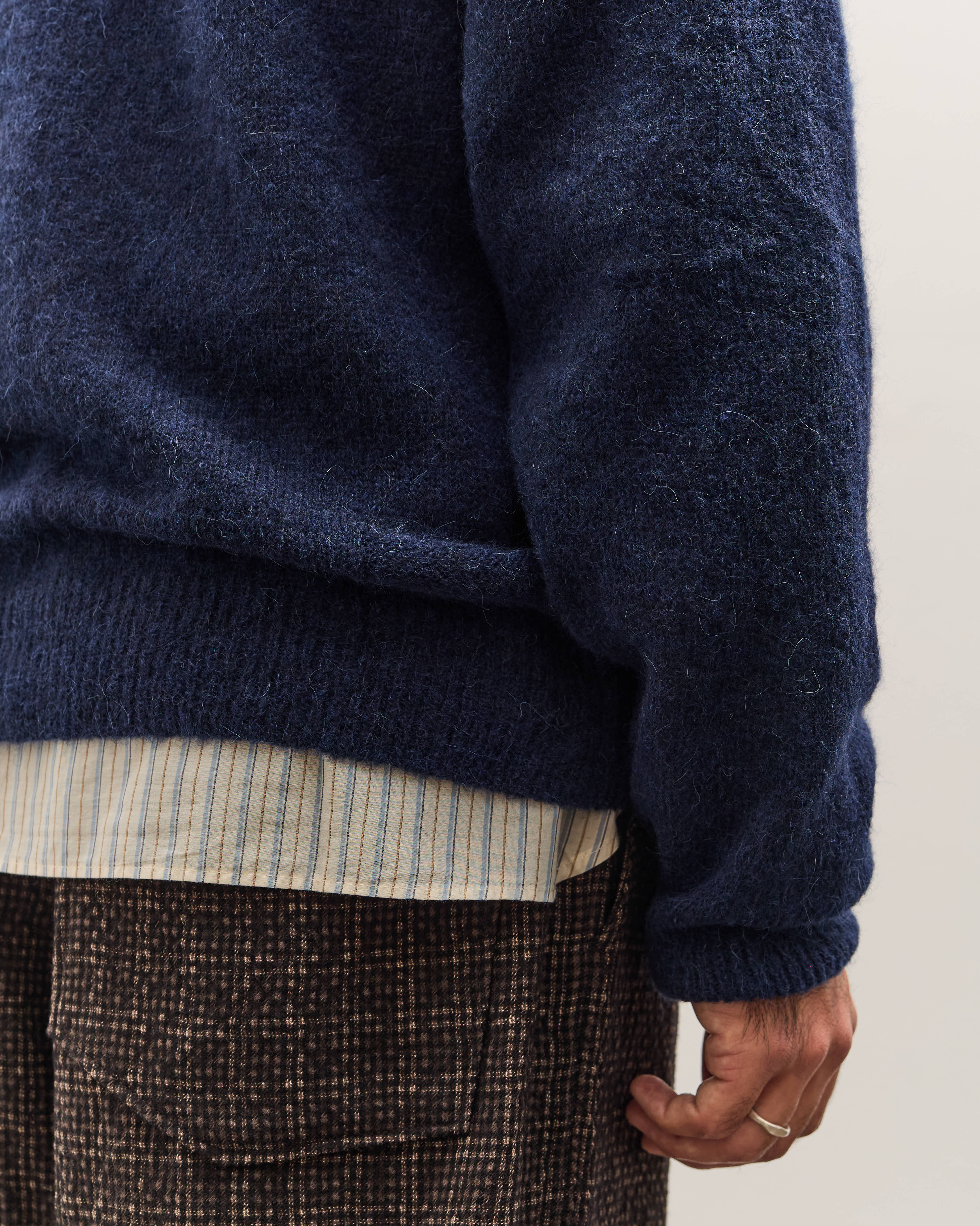 Universal Works David Cardigan, Navy Alpaca – Glasswing