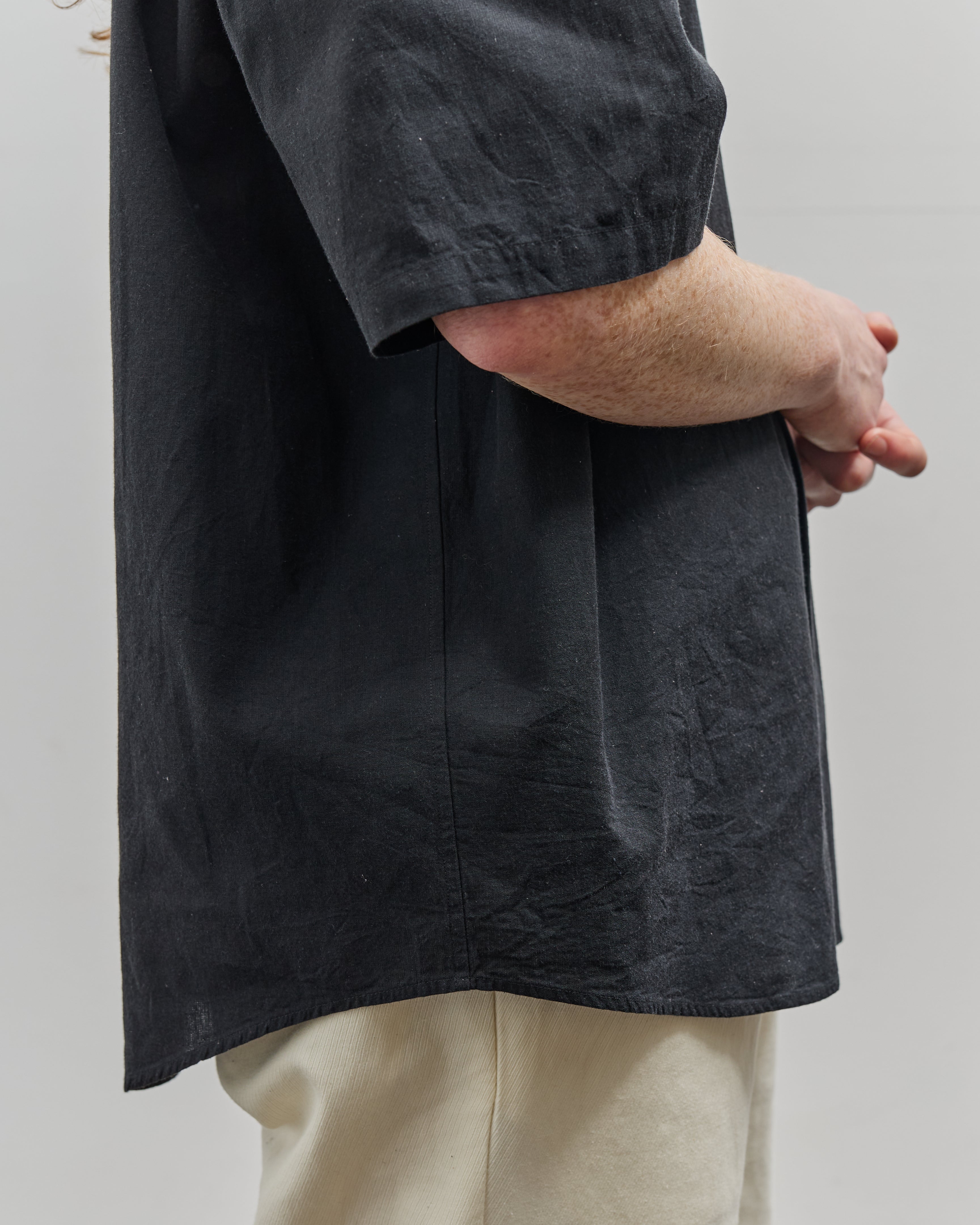 Yoko Sakamoto Fit S/S Shirt, Black – Glasswing