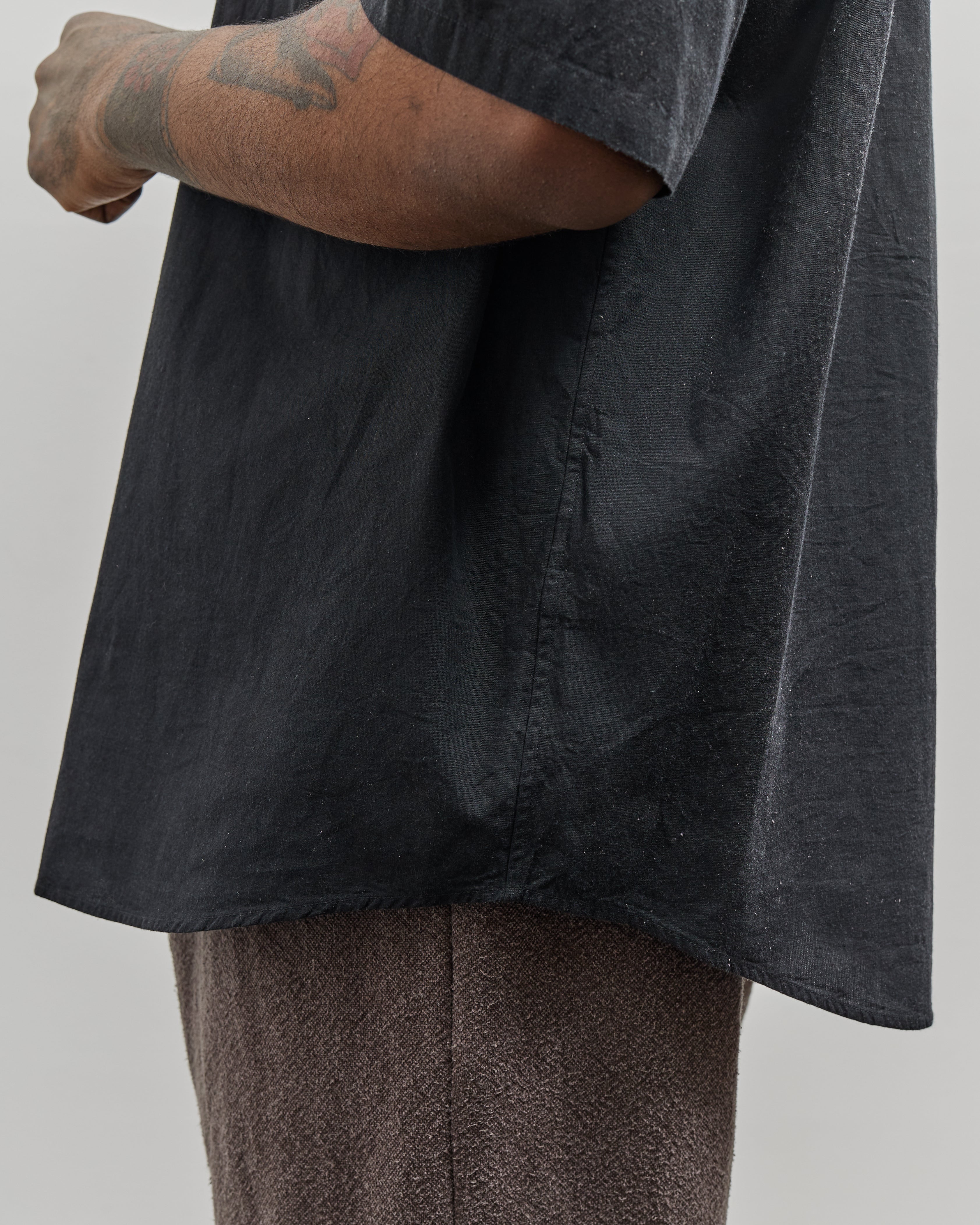 Yoko Sakamoto Unisex Fit S/S Shirt, Black – Glasswing
