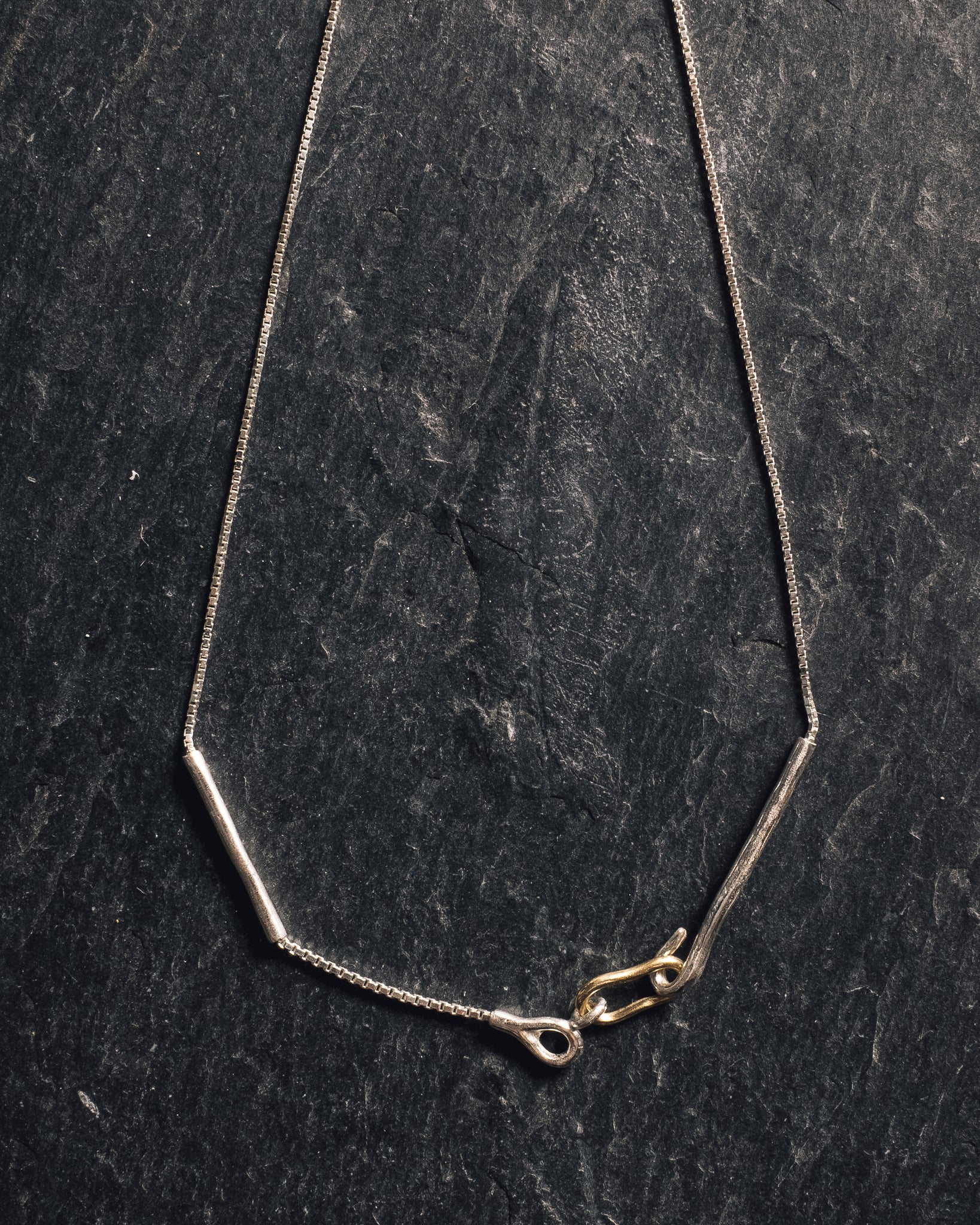 knobbly studio BABY LINK NECKLACE