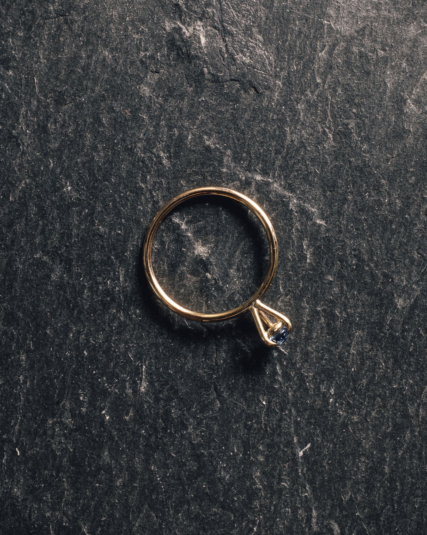Mirta Eye Sapphire Ring, 9K Gold