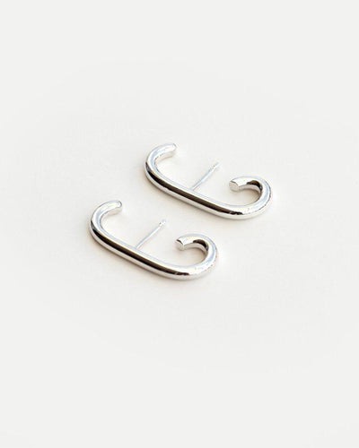 Mirta Bold Hug Earring