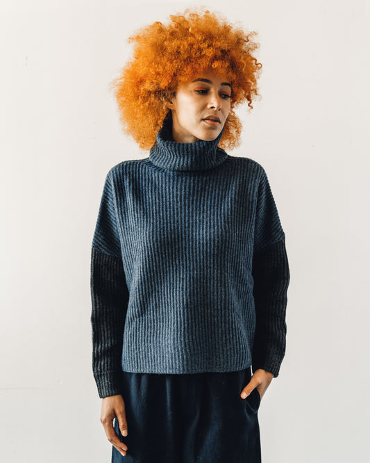 7115 Color-blocked Turtleneck, Navy