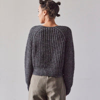 7115 Chunky Cropped Sweater, Frizzy Black