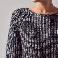 7115 Chunky Cropped Sweater, Frizzy Black