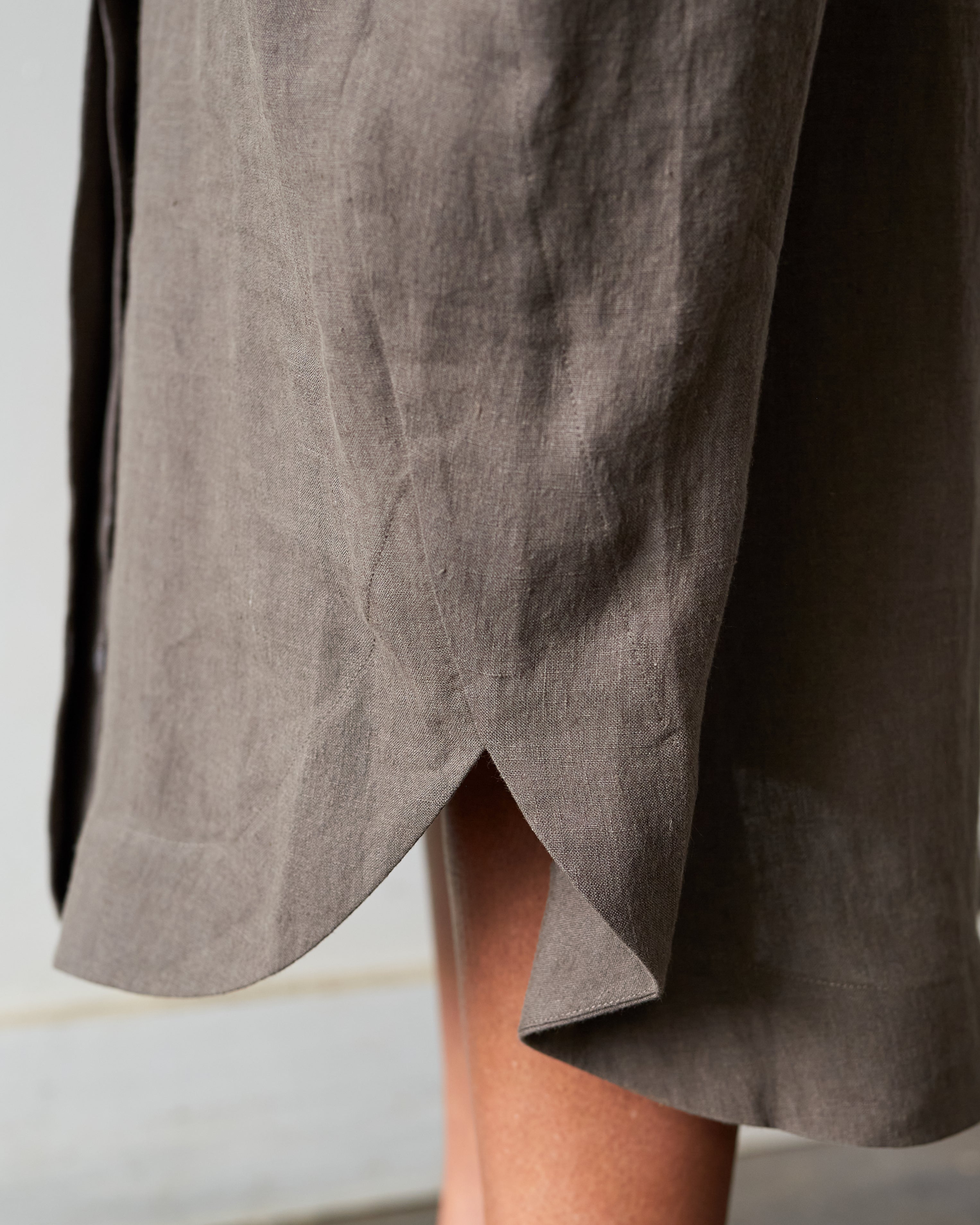 7115 Cocoon Shirt Dress, Dark Oak – Glasswing