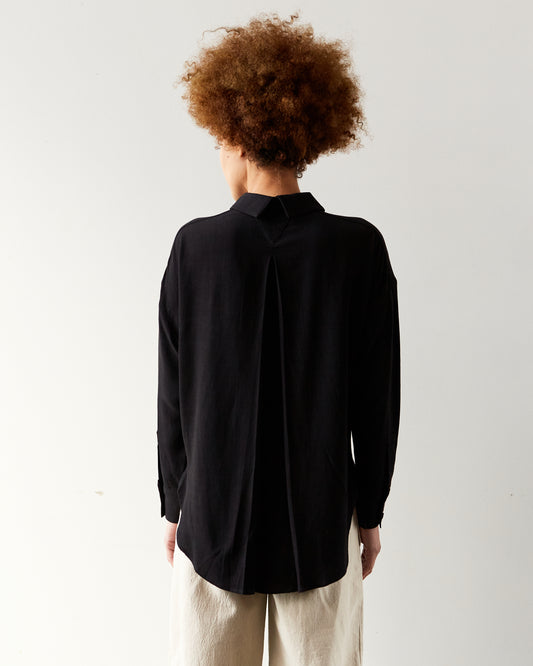 7115 Signature Dolman Shirt, Black