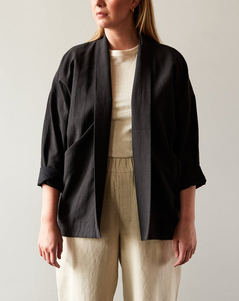7115SumoJacket_CanvasBlack_2_g
