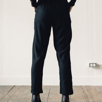 7115 Signature Relaxed Tapering Trouser, Black