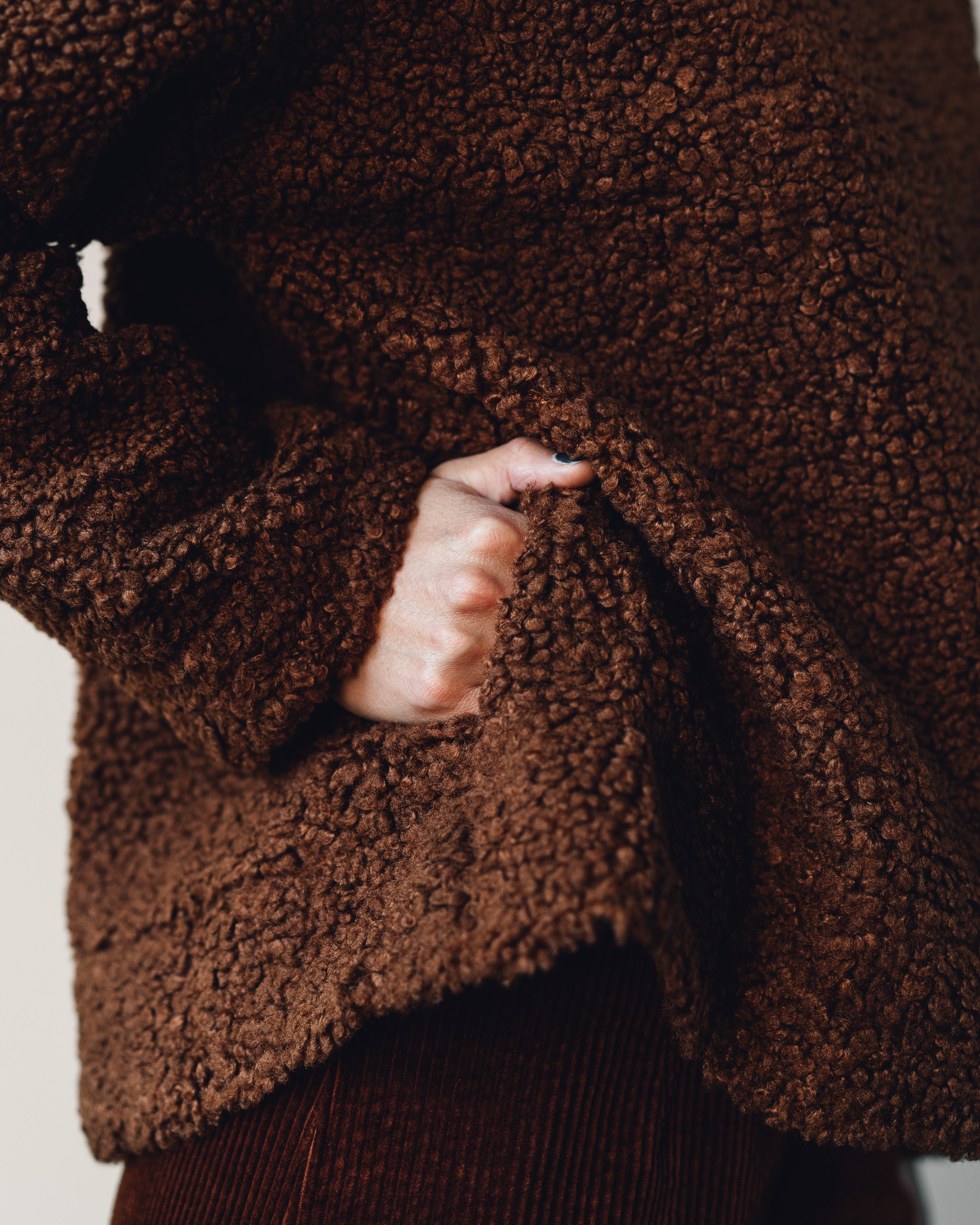 7115 Curly Turtleneck, Rust – Glasswing