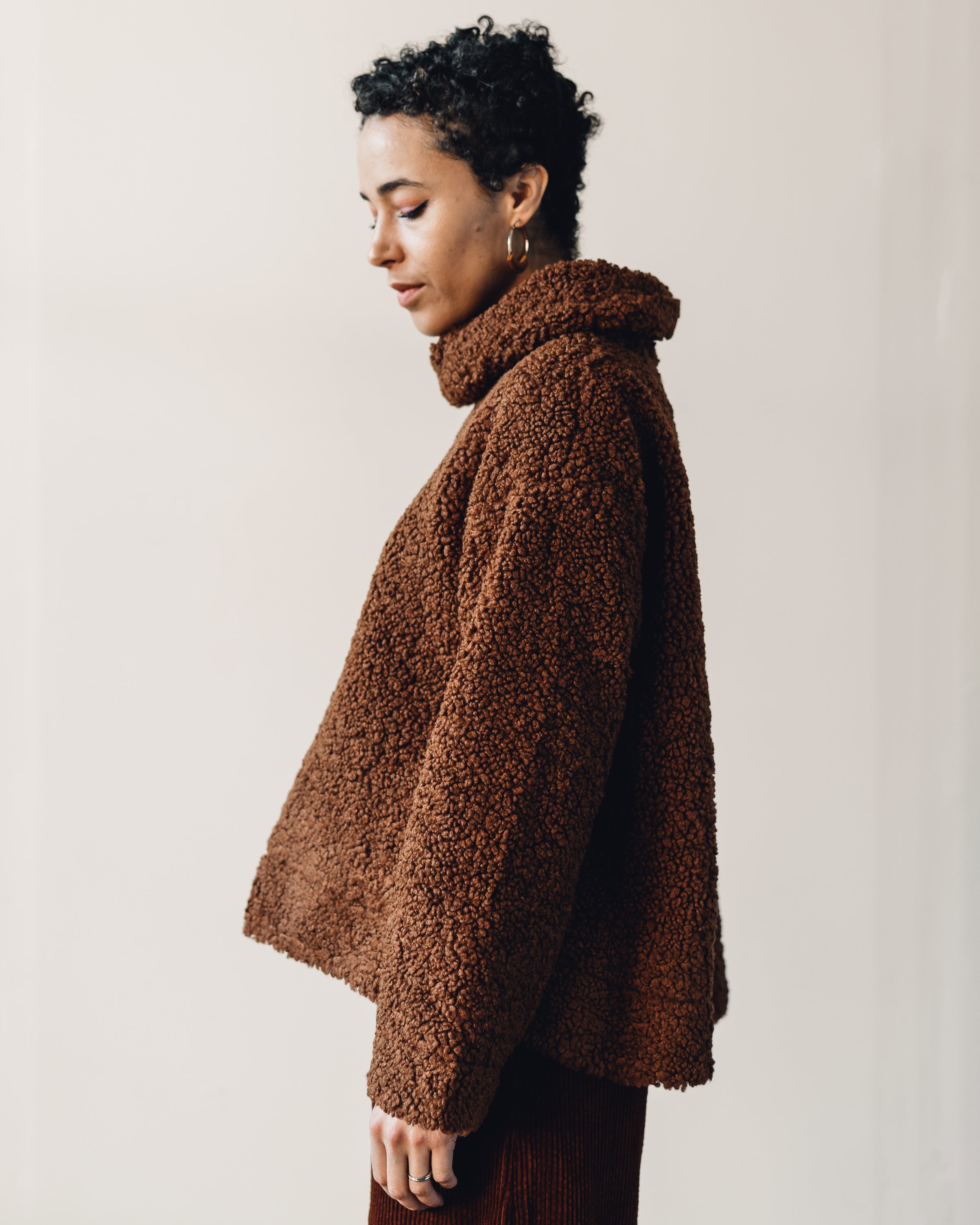 7115 Curly Turtleneck, Rust – Glasswing