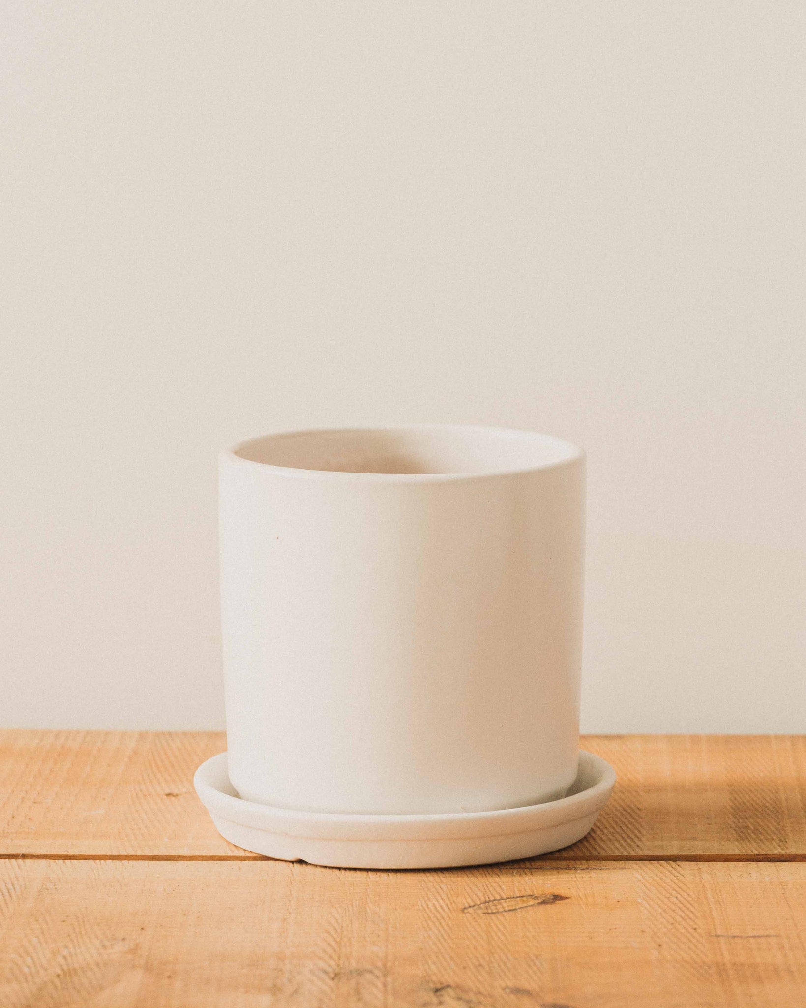 Modern Cylinder Pot, White