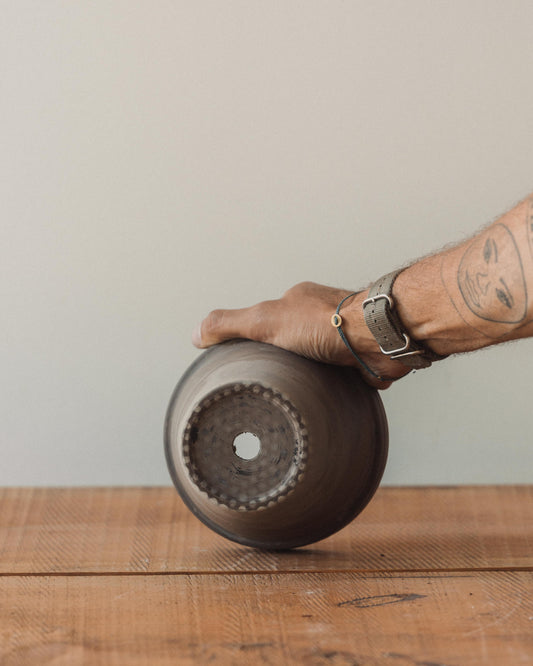 Standard Dark Marble Basalt Pot