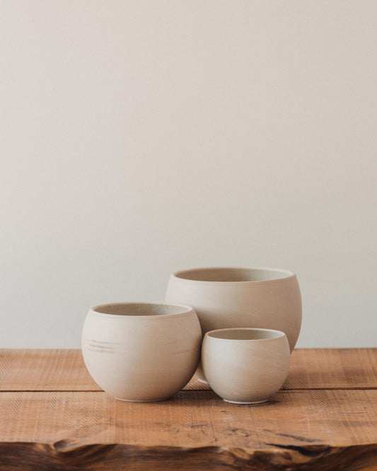 Astrid Pots, Tan