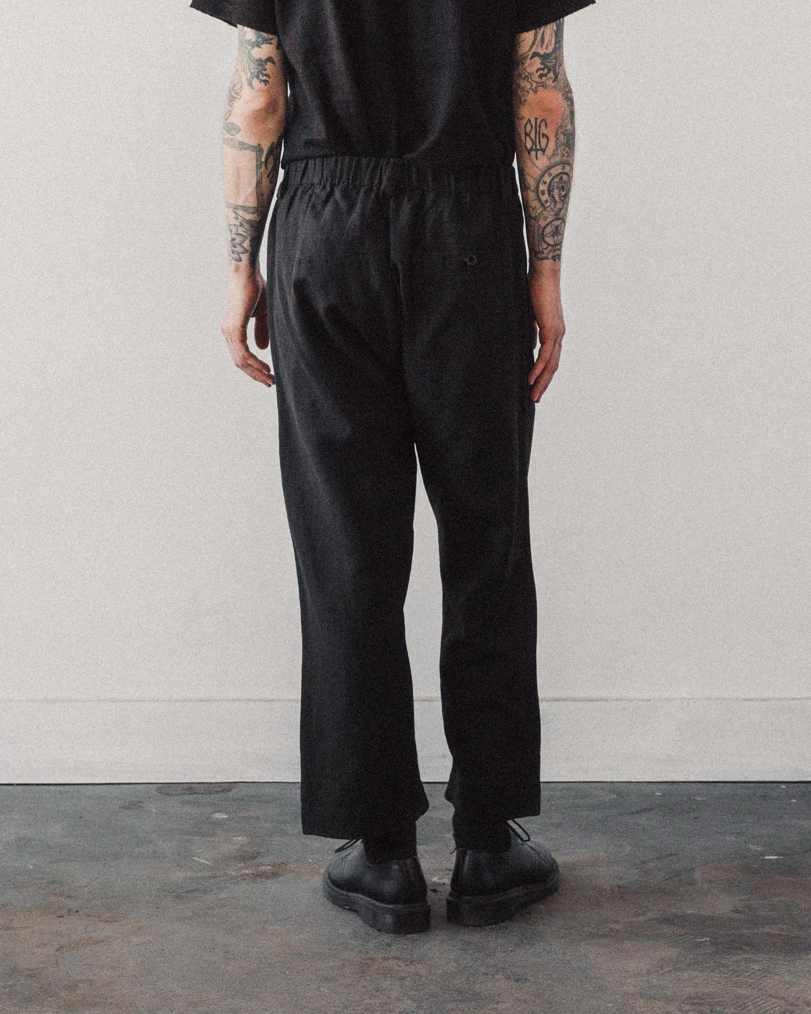 Evan Kinori Linen/Wool Twill Elastic Pant, Black | Glasswing