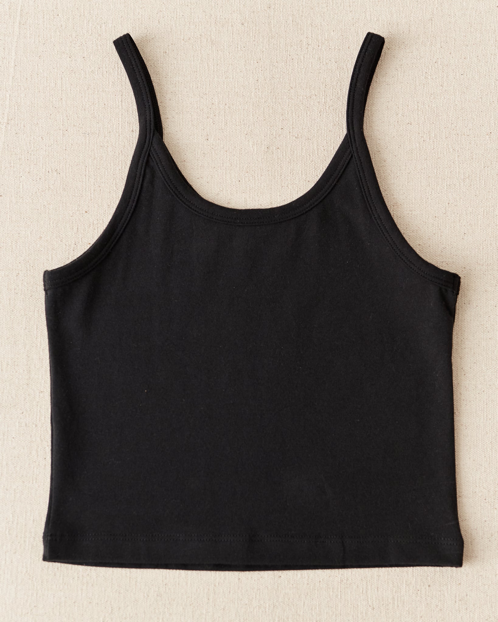 BLACK CROPPED TANK TOPS