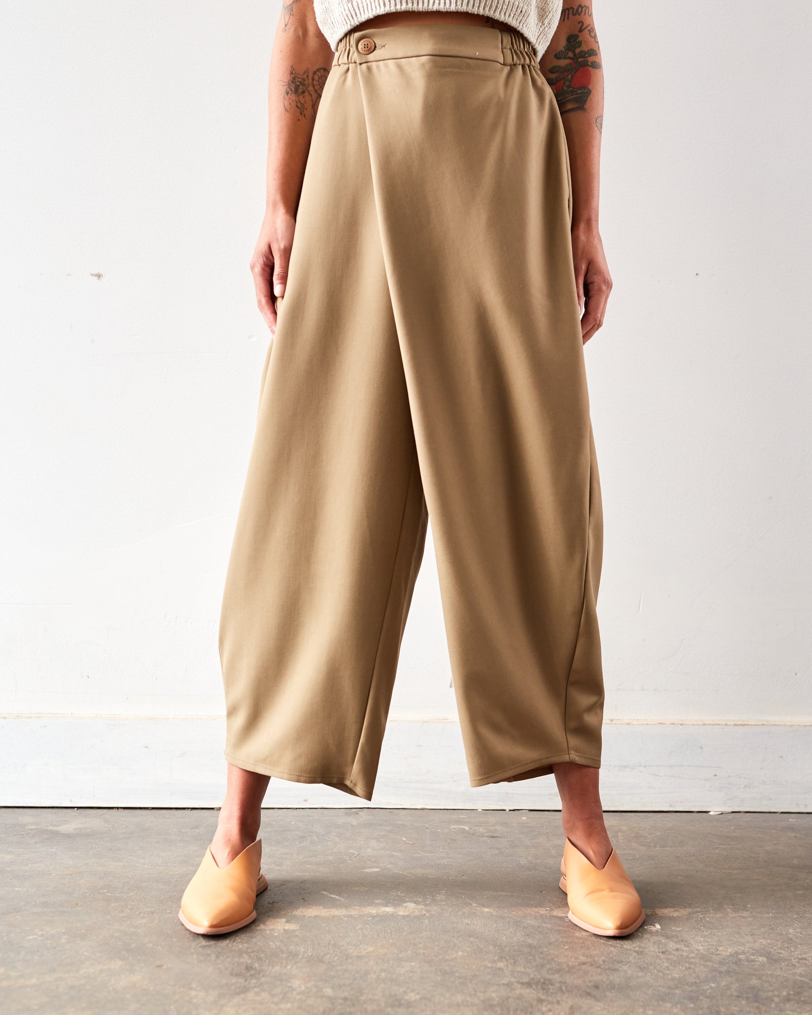 Cordera Tailoring Paero Pants, Khaki