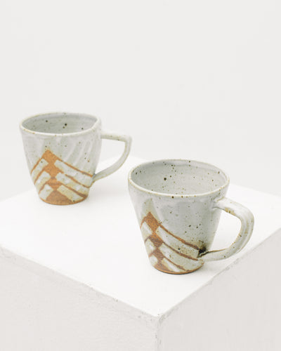 Ayame Bullock White Speckled Totem Mugs