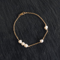 SUAI Mir Pearl Bracelet