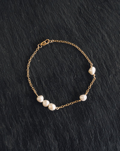 SUAI Mir Pearl Bracelet