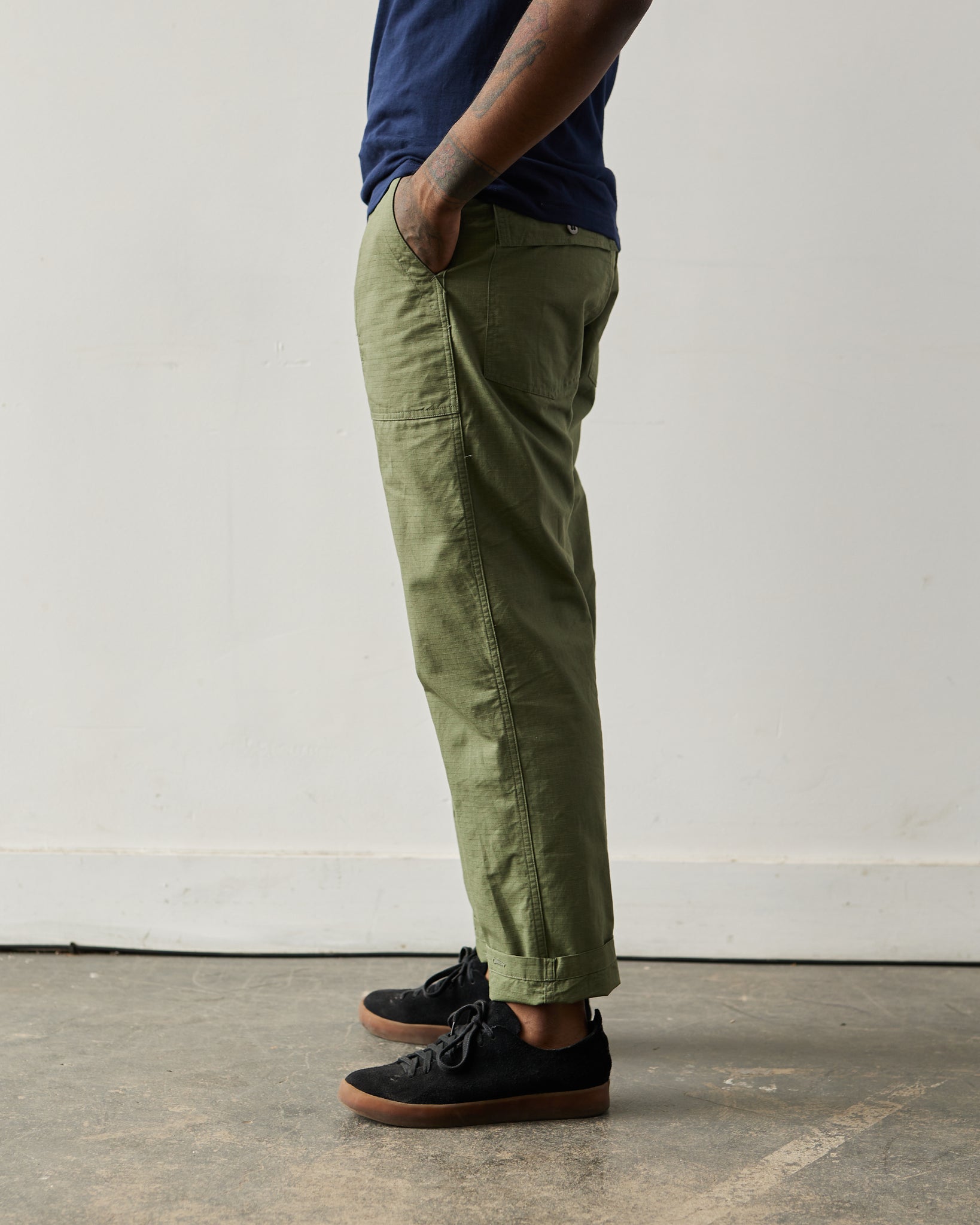 Engineered Garments Men's Climbing Pant in Olive Heavyweight Ripstop  Engineered Garments