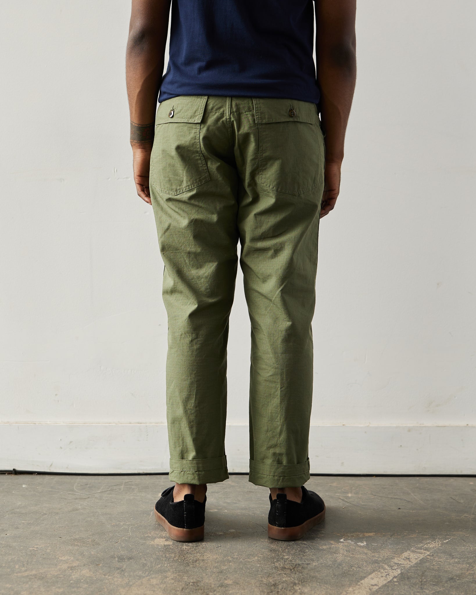 Engineered Garments Men's Climbing Pant in Olive Heavyweight Ripstop  Engineered Garments