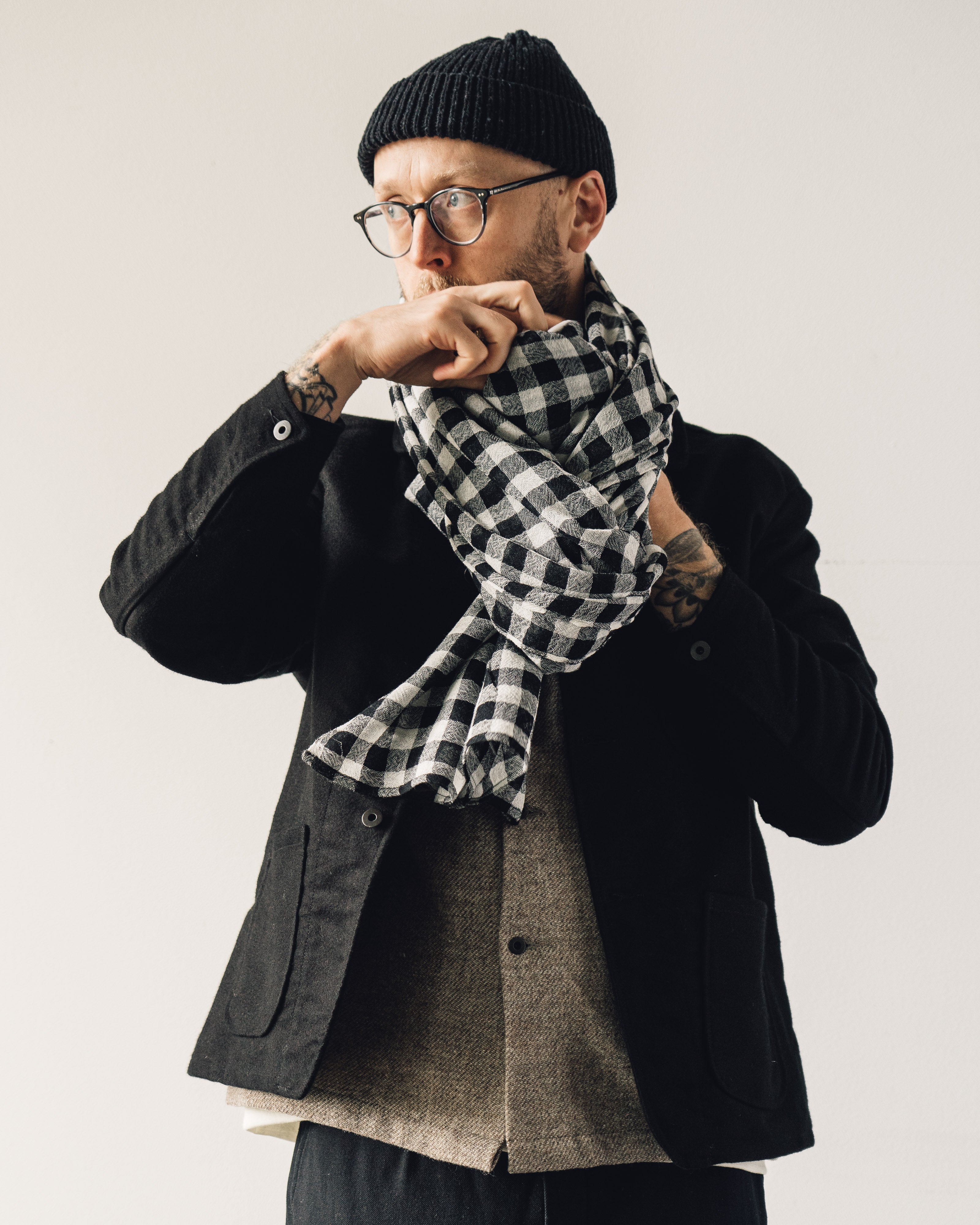 Evan Kinori Woven Wool Scarf, B&W Check Gauze – Glasswing